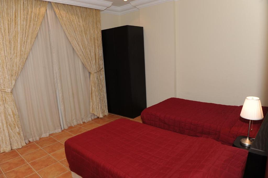 Gulf Continental Suite Кувейт Экстерьер фото
